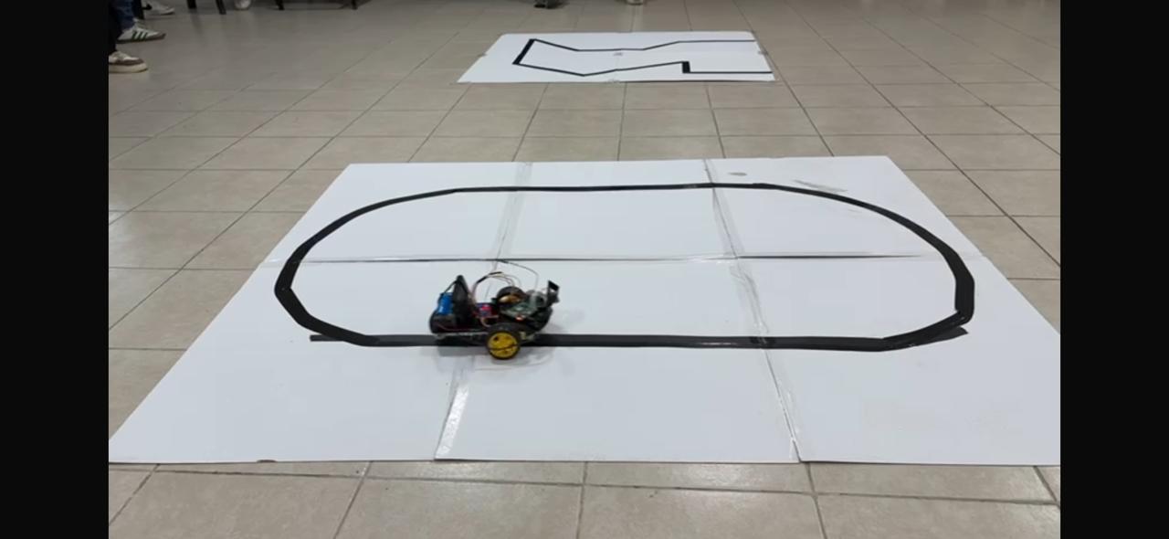 XFin es viernes de ciencia. Robot Racer: velocidad y ciencia.