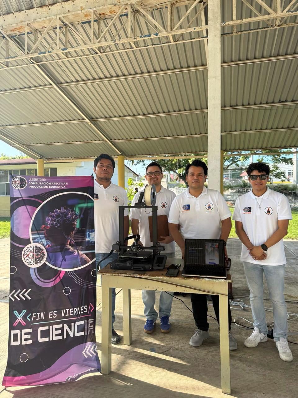 CAFINED lleva la ciencia y la tecnología a estudiantes de bachillerato